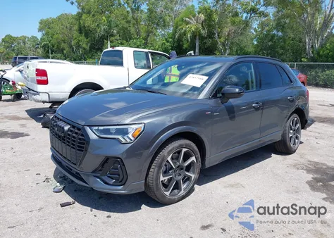 2025 Audi Q3 Premium 45 Tfsi S Line Quattro Tiptronic z USA, uszkodzony, nr VIN WA1EECF33S1071176